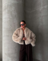 One sized cropped fur jacket 4005