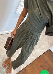 Soft asymmetric two-piece set 4024