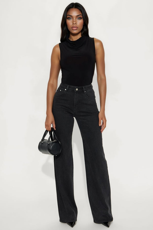 <h2>Sale<br/><span style="text-decoration:underline">Up to 50% off!</span></h2>