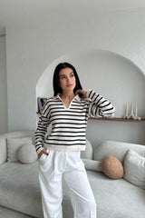 Polo neck pinstriped winter sweater 3074