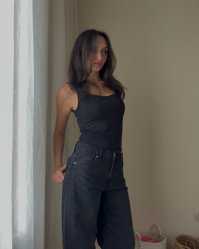 High waisted black barrel jeans 4086