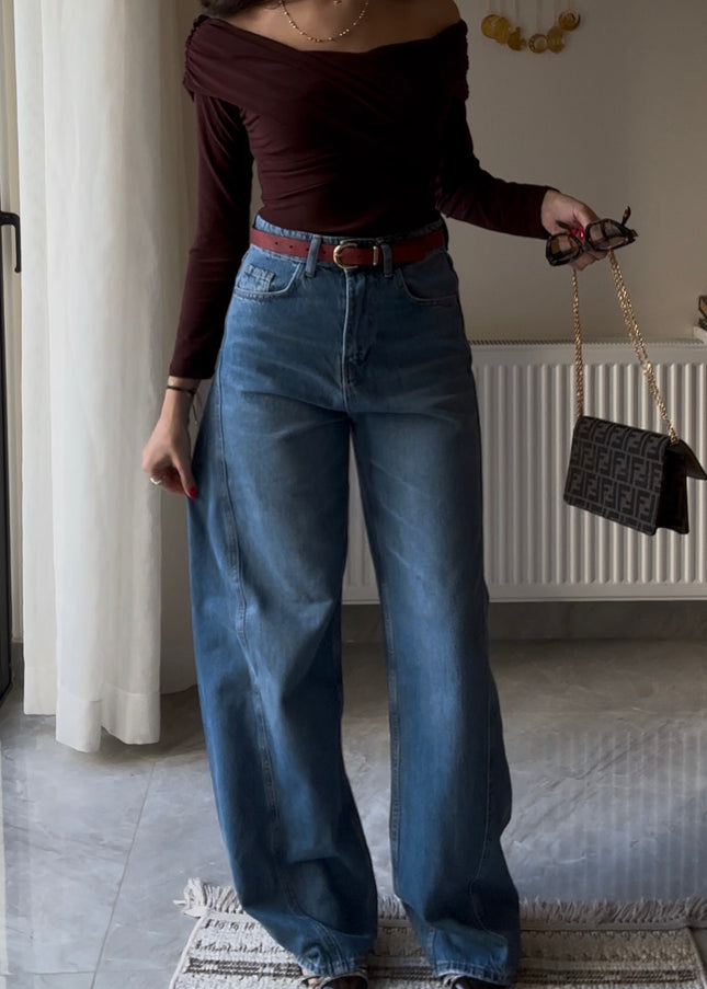 Wide leg ultra high waisted dark blue jeans 4062