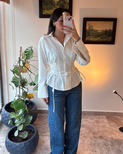 Waist detailed white poplin shirt 4066